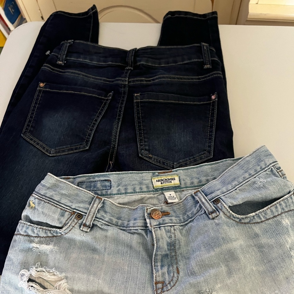 Sz 2 Maurice’s Jeans and Abercrombie shorts lot